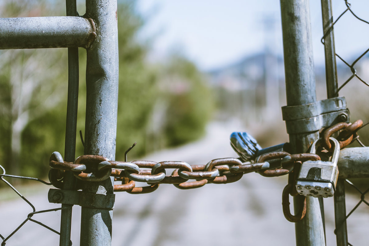 Fence with locked chain